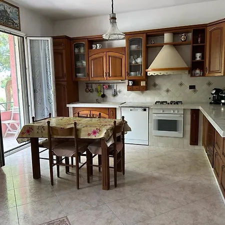 Apartament By The Sea