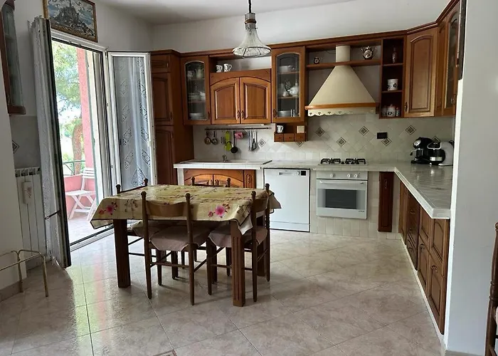 Apartament By The Sea